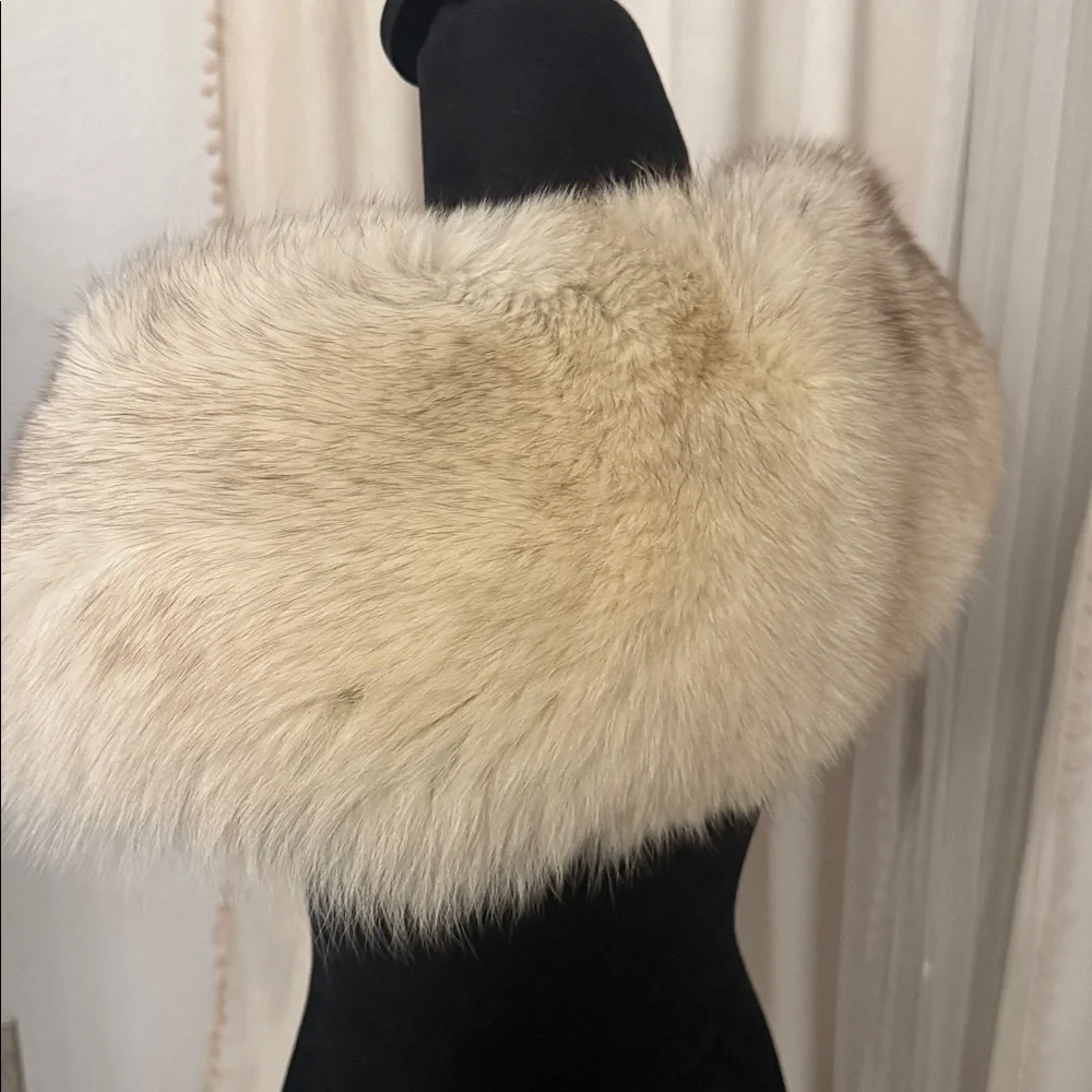 SAGA FOX BLUE FOX FUR WRAP SHAWL COLLAR